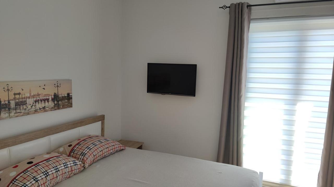 Guest'S House "Lindi&Roni" Apartment Ulcinj Exterior photo